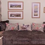 בית הארחה Invergarry Only For Adults