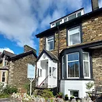 Invergarry Only For Adults 4*