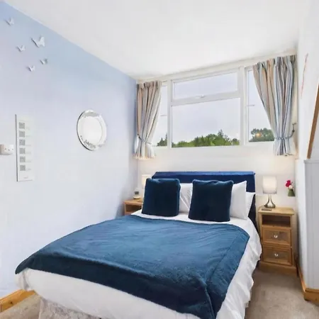 Гостевой дом Invergarry Only For Adults