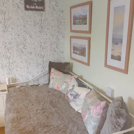 Invergarry Only For Adults 4*