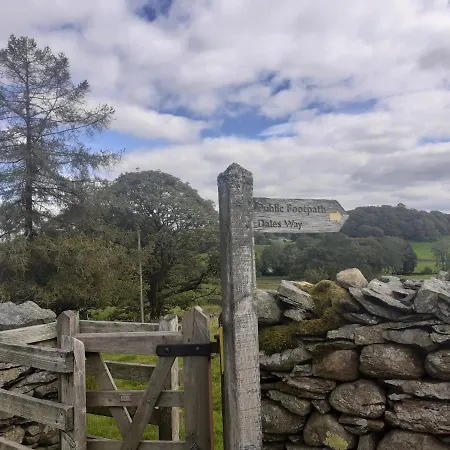 Invergarry Only For Adults 4*